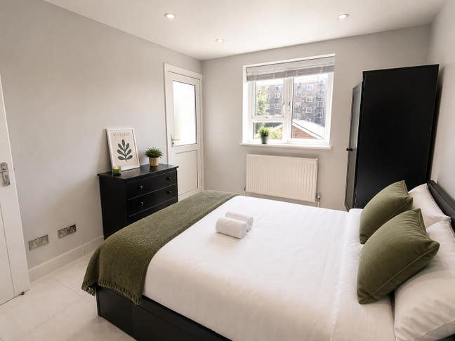 Unique & Modern ensuites | 10 min to Oxford Street Main Photo