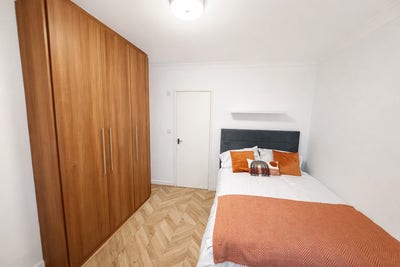 Double Ensuite Room in Hounslow (RM5MR) Main Photo