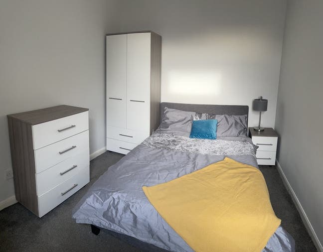 ✨Comfortable double room close to city centre✨  Main Photo