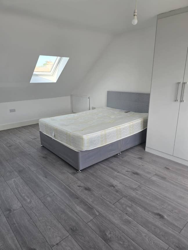✨🏡 Brand New Ensuite Rooms in NW9 (Kingsbury) Main Photo