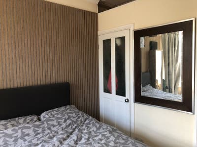 Town center rooms Main Photo