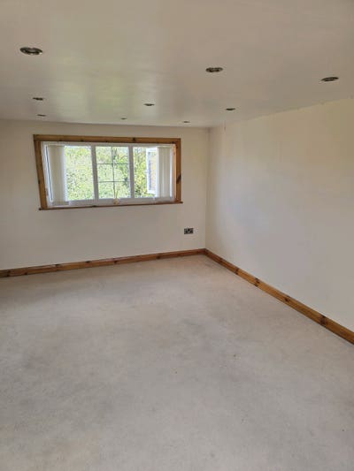 6 bedroom house  Main Photo