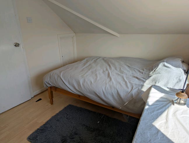 Medium double room on the second floor Main Photo