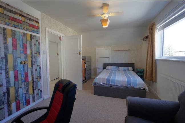 Large Dbl Rm, All Bills Incl, Near Beach & Station Main Photo