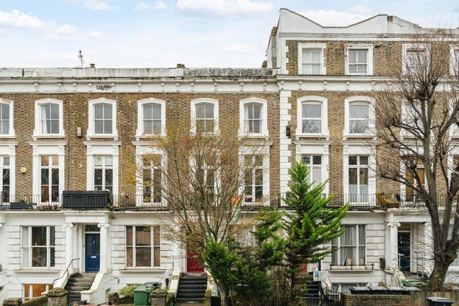 Double Room in Kentish Town – Short Let (14 May –  Main Photo