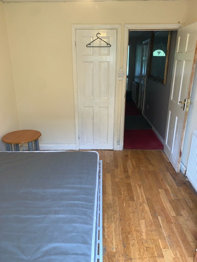 Spacious double room Norwood junction  Main Photo