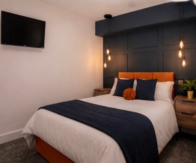 ⭐ Stunning Studio Room Available July ⭐ Main Photo