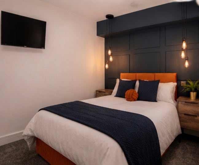⭐ Stunning Studio Room Available July ⭐ Main Photo