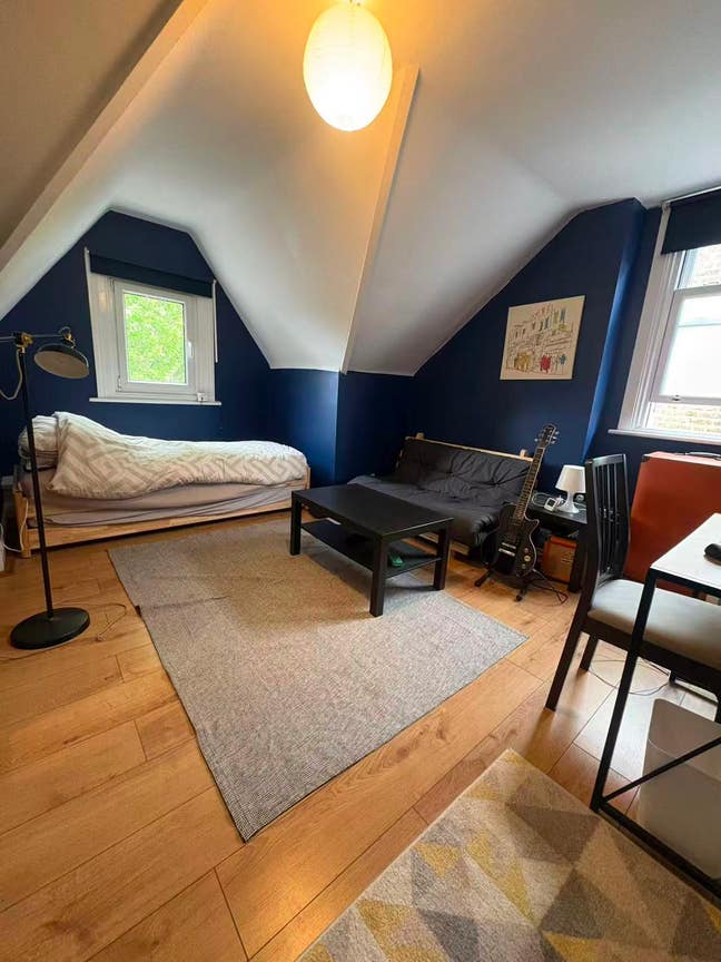 Double room near Catford stations for short term Main Photo