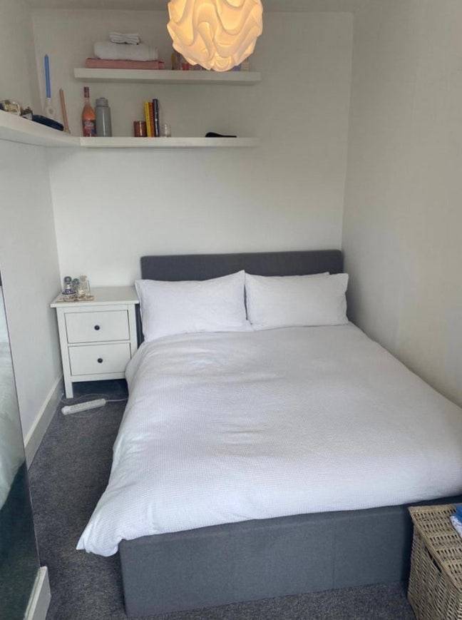 Room available in lovely Brixton hill flat  Main Photo