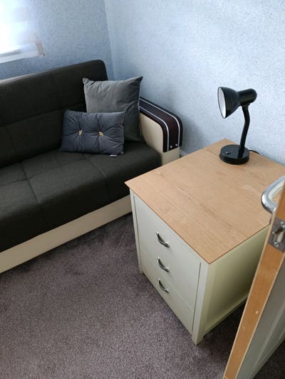 Single room for rent Main Photo