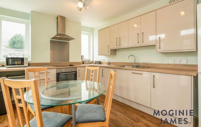 Double room in lovely house share, Roath  Main Photo