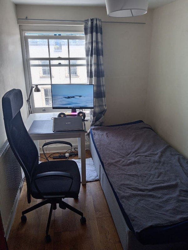 🔥 Room of the Week: Stylish Deptford SE8 🏠 Main Photo