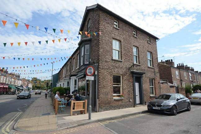 2 Vine Street New Professional  Main Photo