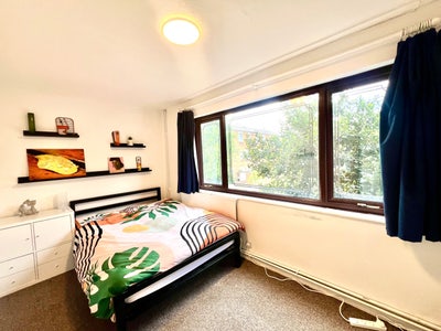 Beautiful room in the heart of Dalston.  Main Photo