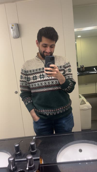 Hi! I'm Ehtesham, a 26 year old, consultant w... Main Photo