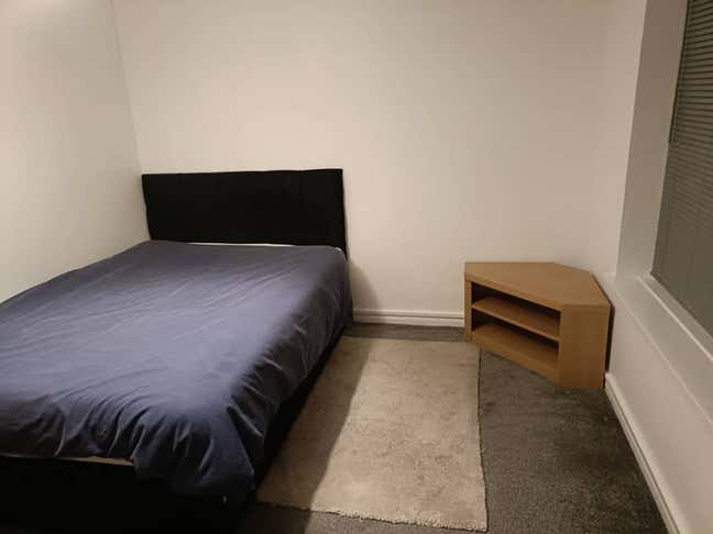 Double Nice room and quiet  Main Photo