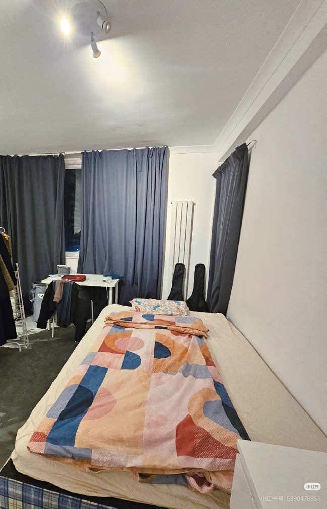 Flat room in Camden Town NW1 Main Photo