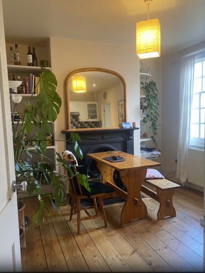 Gorgeous double bedroom in Herne Hill  Main Photo