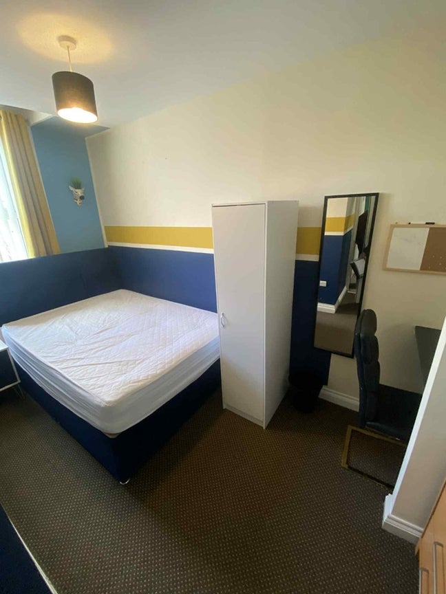 Double Room Heaton Park Main Photo