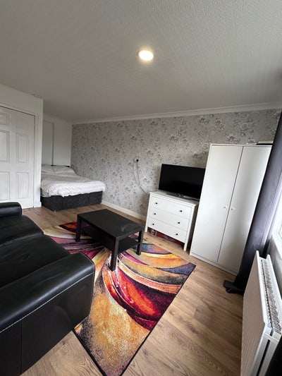 En suite room for rent  Main Photo
