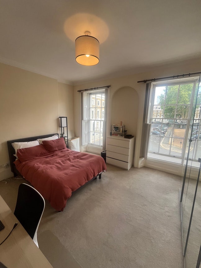 Large master bedroom | Trinity Church Square Main Photo