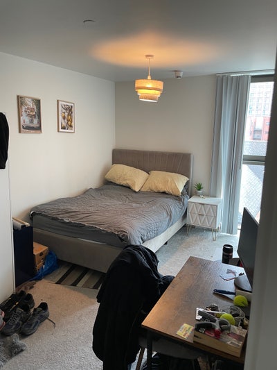 En Suite Room | Incredible Amenities | City Centr  Main Photo