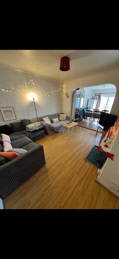 One Double Room In Morden - Sw London Main Photo