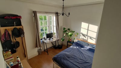 Spacious Room in Sociable Finsbury Park Flat Main Photo