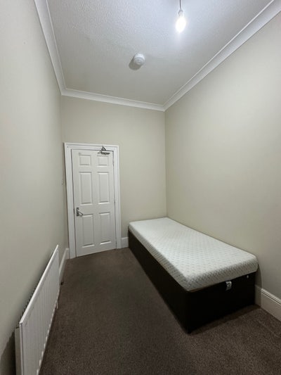 1 Single Room available Main Photo