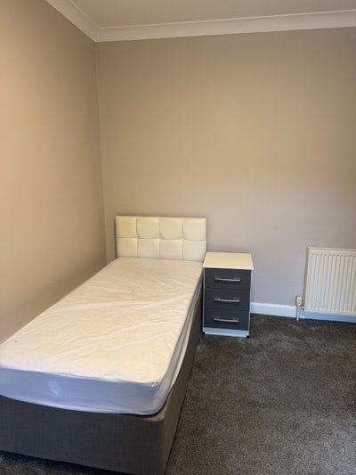 Room for rent in Dalkeith  Main Photo