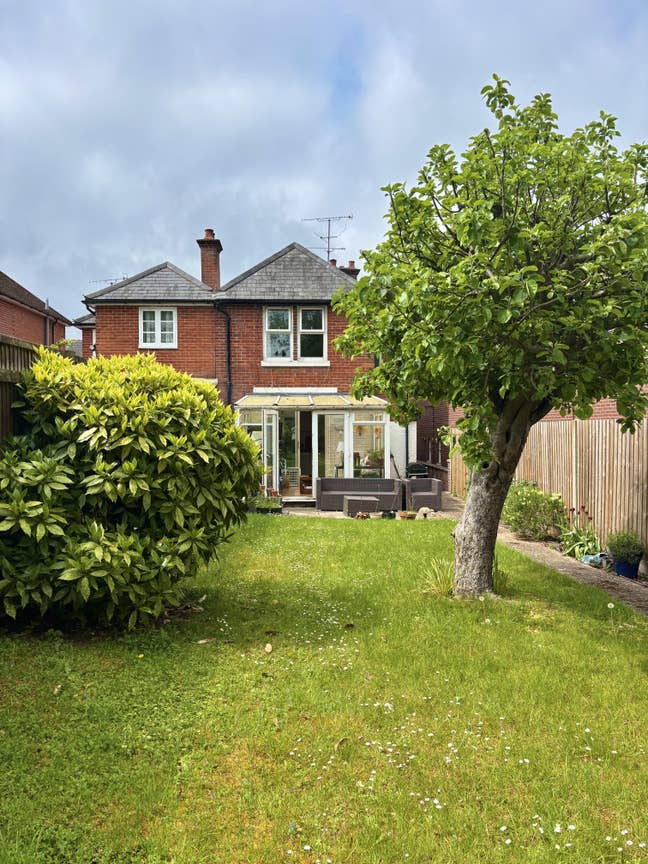 Housemate wanted - friendly Winchester home Main Photo
