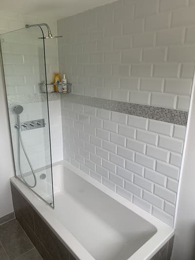 Room to rent with private bathroom  Main Photo