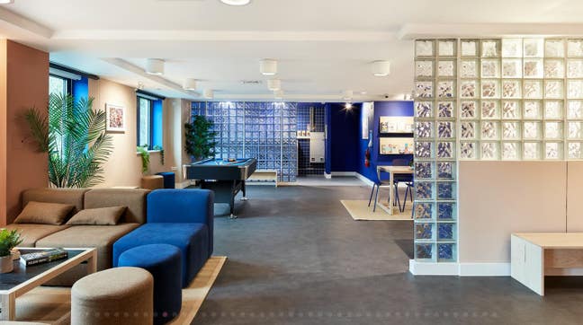 Private Ensuite - Hollis Wharf Main Photo