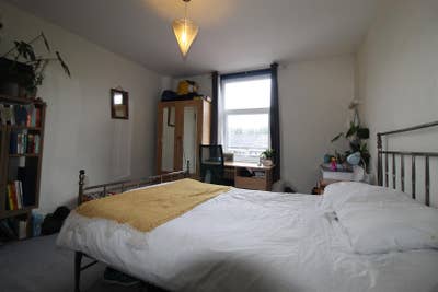 Chapel Allerton Large Bedroom Main Photo