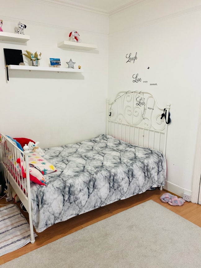 Doubles rooms Single  Male/ Female &pound;725 Main Photo
