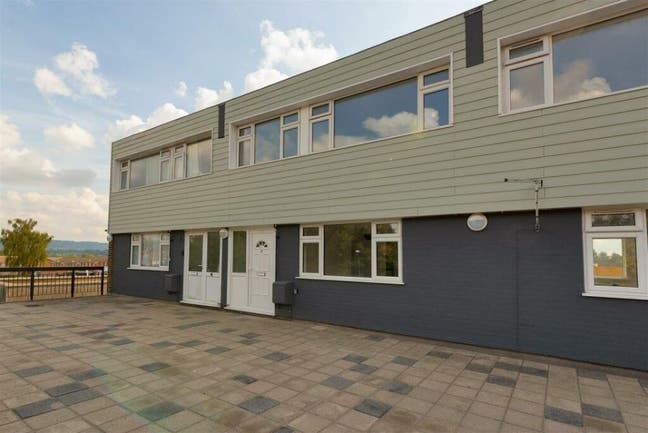 3 bed in Allington Main Photo