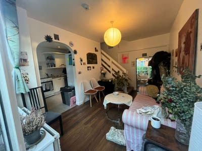 Double Bedroom for Rent, Whitechapel Cottage Main Photo