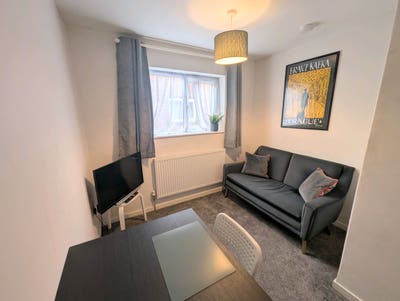 Large Double Bedroom in St Albans Main Photo