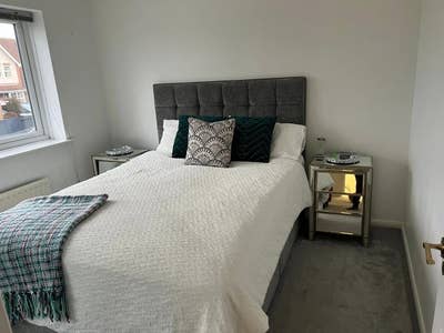 Elegant Double Room in Modern House Inc All Bills Main Photo