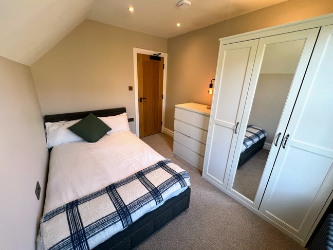 &pound;585 pcm in Luxury house, Folkestone.  Main Photo