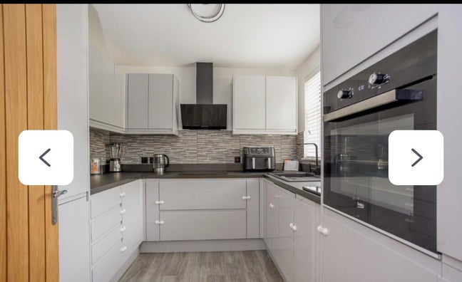 Calm & Friendly Flat Share Main Photo