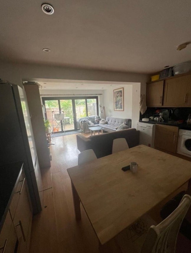 Cosy Room Off Clapham High Street! Main Photo