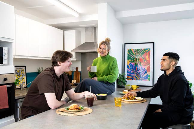 Student Accommodation Room to Let Main Photo