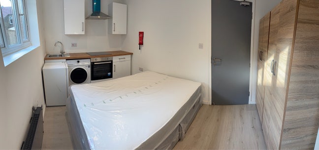 Studio to Rent in Leyton (5min walk to station) Main Photo