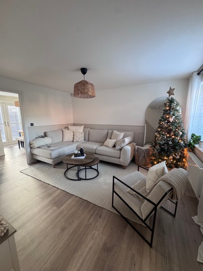 Furnished Double Room in Modern New Build Main Photo