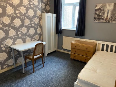 Double Room, Students Welcome, Zero Deposit Main Photo