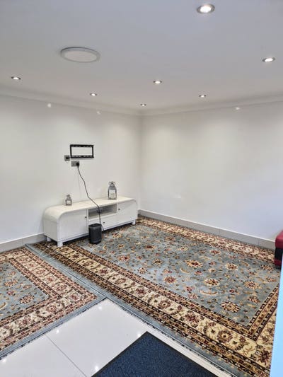 Self contained studio flat Main Photo