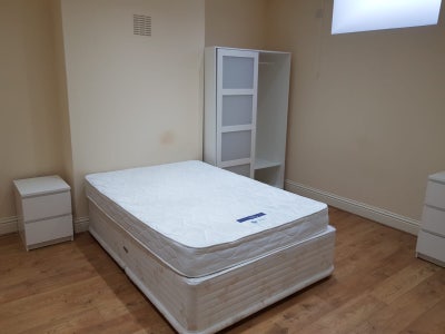     Spacious Double Room in Tooting Bec Main Photo