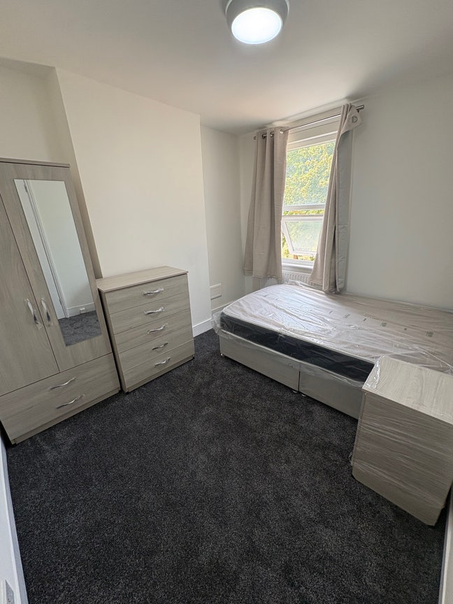Furnished Double room to rent Main Photo